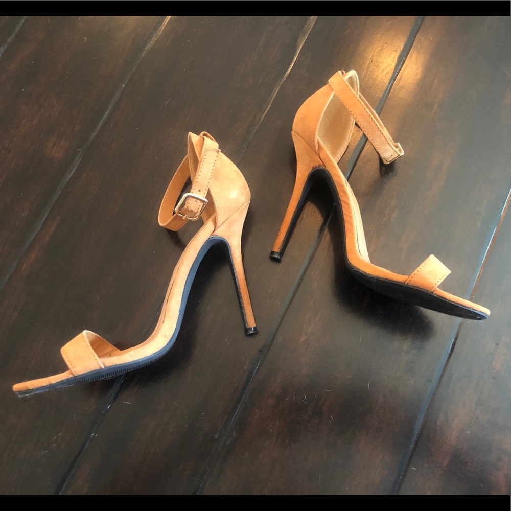 Lulus Heels - size 5.5